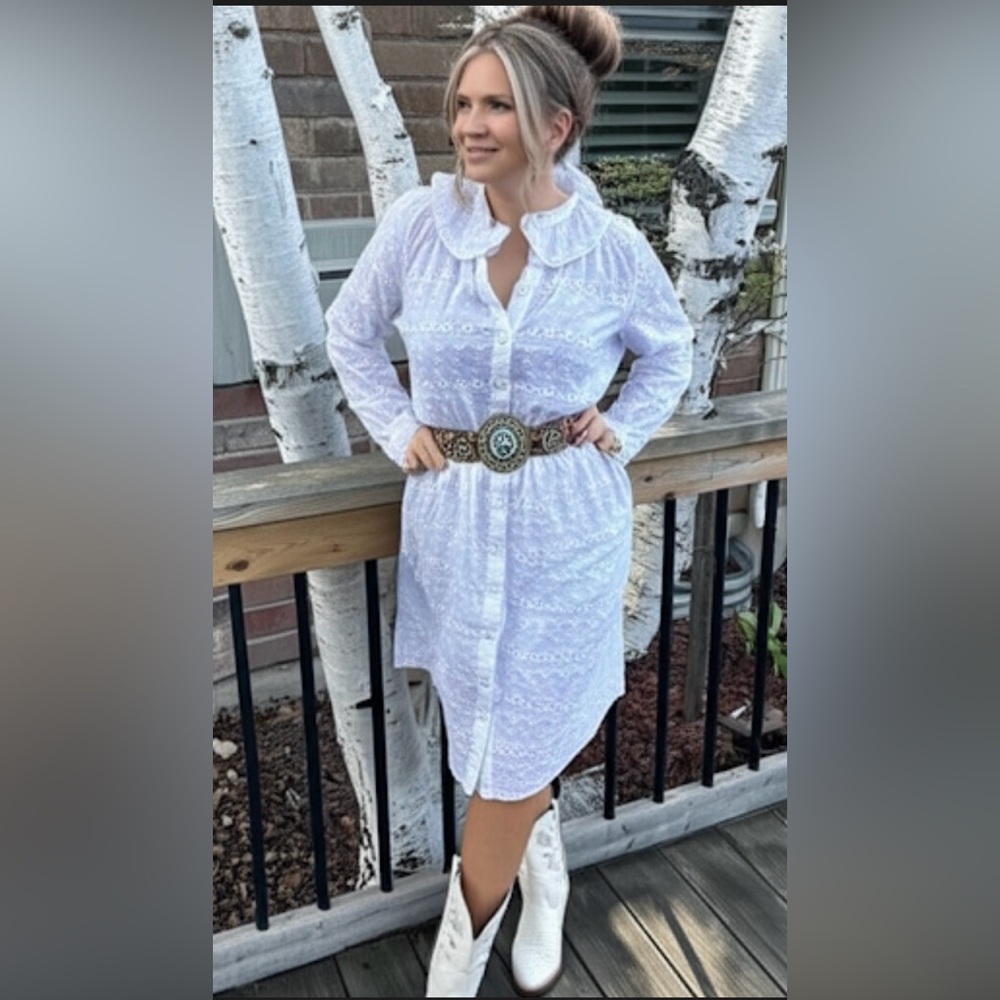 O/S NWT MYRAH PENALOZA eyelet button down dress